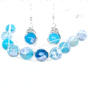 Load image into Gallery viewer, Blue Dragon Veins Agates Figure 8 Silver in Color Set