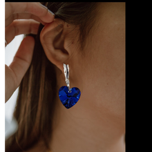 Load image into Gallery viewer, Heart Dangly Earrings and Necklace Set
